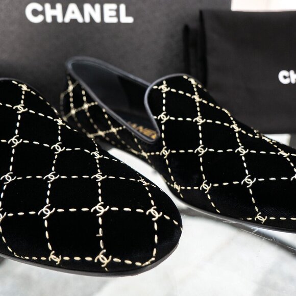 Chanel Black Velvet Diamond CC Patterned Moccasin Loafers | Size 8 | UK 38 - Picture 4 of 16